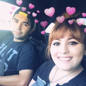 Meet your Posher, Desiree